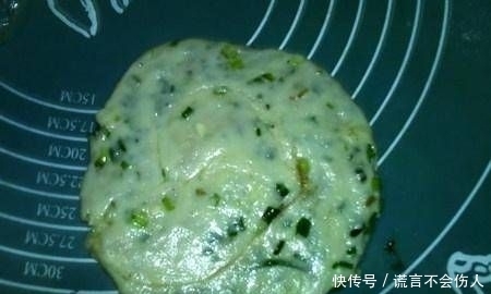 饱满|辣面椒盐葱味软糕,外酥内软,葱味饱满,软劲道!