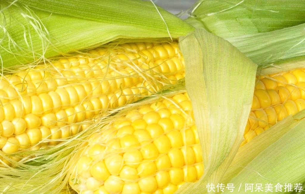 金黄|美味“奶香玉米烙”总做不成形?教你完美做法,金黄酥脆入口糯软