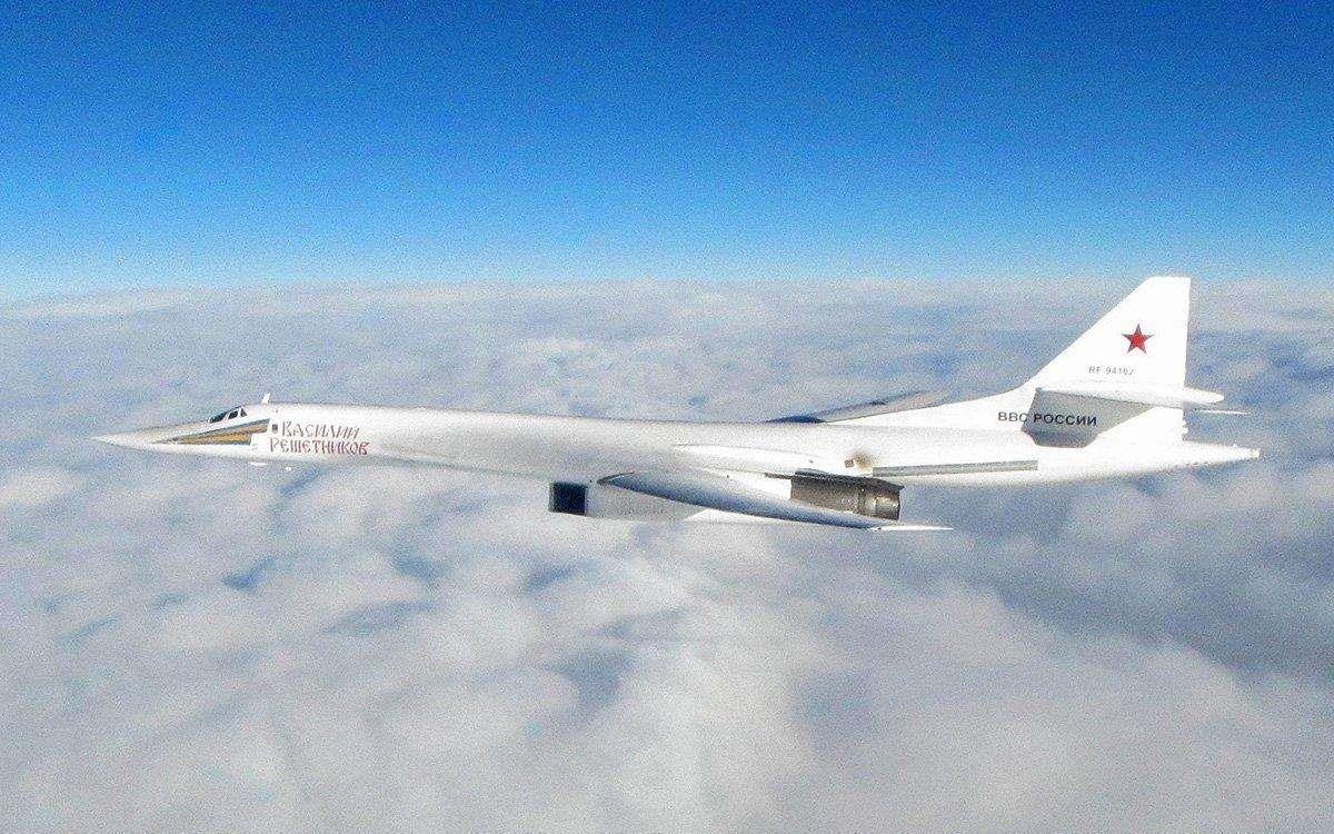 轰炸机|图-160和B-1B轰炸机有何区别?外形相似但能力差异显著