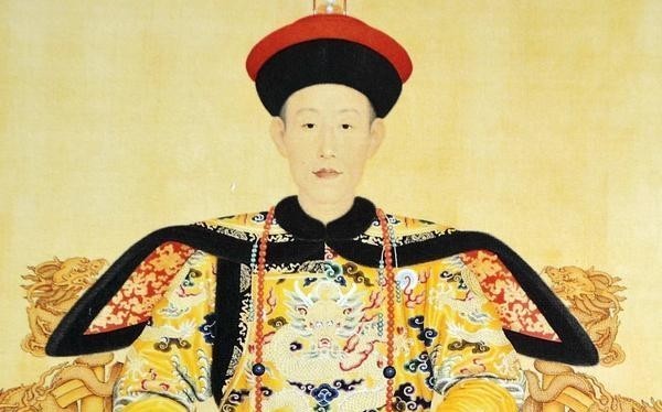 发红包|清朝的皇帝吃年夜饭真潮流，也有“春晚”、“发红包”等节目