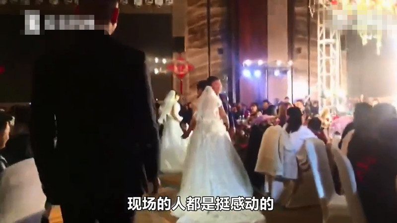 得知|3位新娘闯婚礼现场抢婚！岳父咬牙猛瞪女婿，得知真相后泪喷