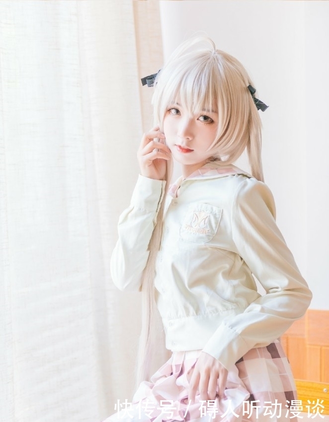 想起|你的“好妹妹”已上线,黑袜搭配学院JK,我又想起了那年的天空