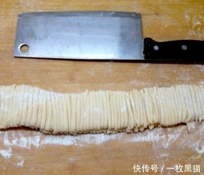  茄子|西红柿茄子打卤手擀面