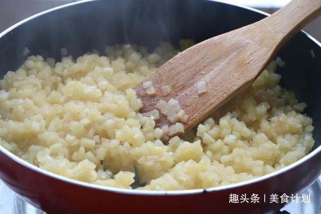  念念不忘|天冷苹果别生吃，解馋新吃法，吃一次就念念不忘，孩子隔天就要吃