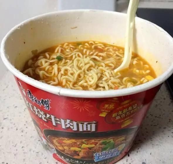 怀疑|网民认可最美味的5款方便面,第3辣到开始怀疑人生,看是否全是你的最喜欢