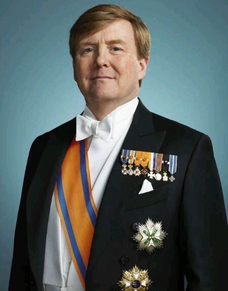 君主|至今统治荷兰的朝代——奥伦治拿骚王朝历代君主,连续三代是女王