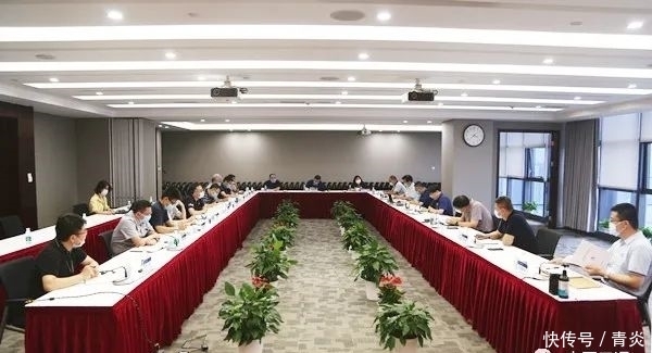 中国卫通党委中心组专题学习集团公司