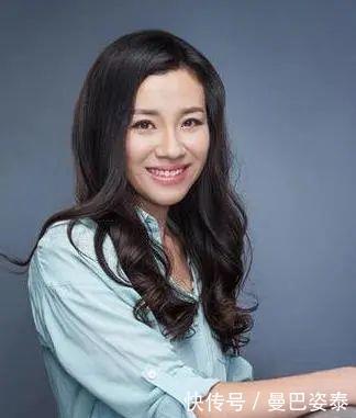 豪门|26岁获得影后,北影校花,却遭大23岁导演抛弃,今嫁入豪门成赢家