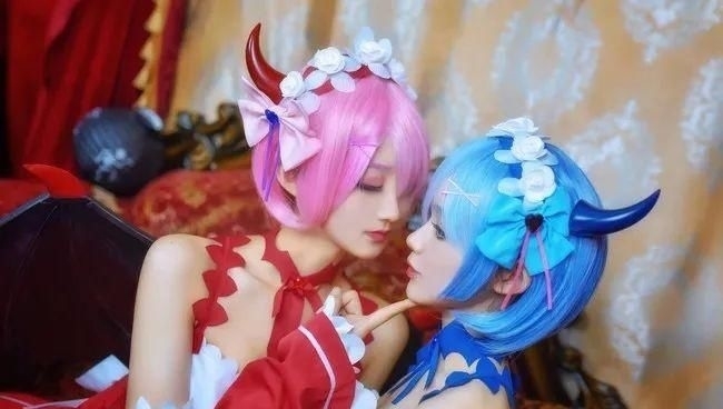 和蕾姆|cos：拉姆和蕾姆，谁是那只最可爱的小恶魔呢？