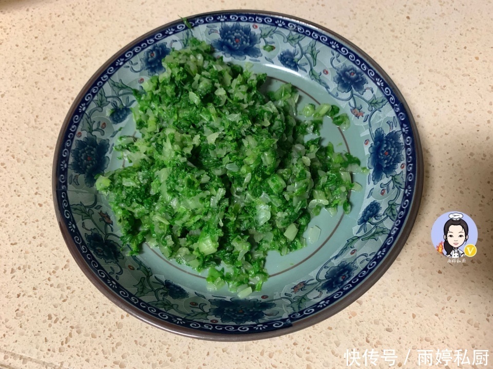  芹菜|秋天吃饺子，韭菜芹菜都不如这个馅，2块钱一把，鲜香味美特好吃