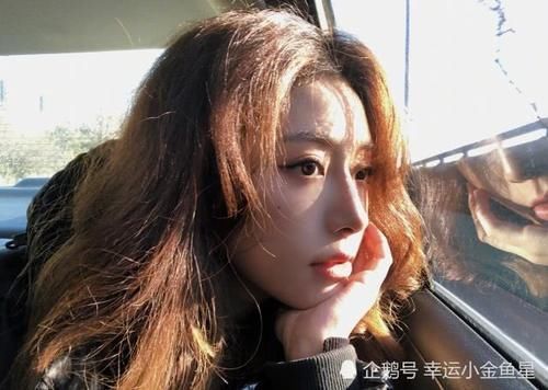  故意|周梓倩曝光喻言《青你2》决赛造型，到底是无心之失还是故意而为