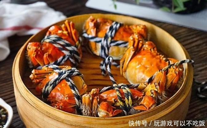 冷水|蒸螃蟹时,用冷水还是热水?蟹农教您一招,螃蟹不掉腿,不流黄