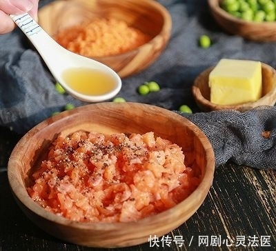 鱼法|香煎三文鱼饼 #非常规创意吃鱼法#