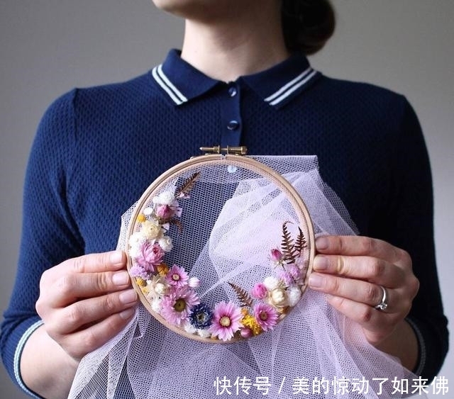 刺绣|在英国家庭主妇的天马行空下,一幅带着仙气的刺绣呈现在人们眼前