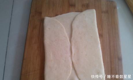 苏打饼干|想吃苏打饼干不用买,1碗面粉自己在家做,不加黄油,更营养健康!