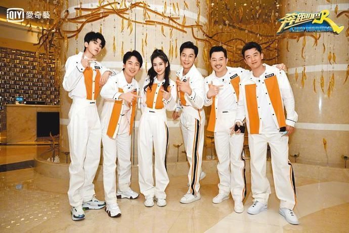 换血|蔡徐坤加入《奔跑吧4》 新成员和旧成员“交替换血”