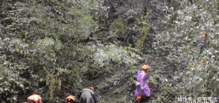  生肉|还记得吃虫子嚼生肉，号称“食物链顶端”的贝爷吗？现在怎么样了