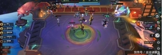 加特|云顶之弈公开赛再现天秀操作，Miss锤石厄加特无脑吃鸡