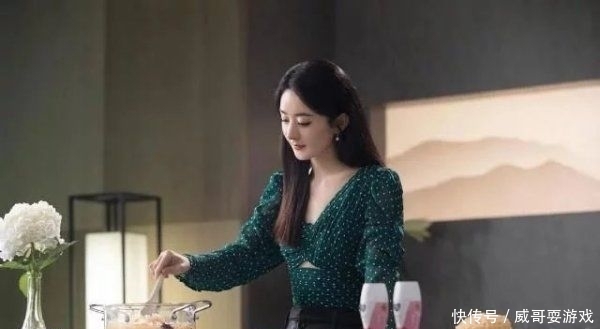 龙套|从龙套演员到顶流女星,爆款剧多到被誉为收视女王,赵丽颖凭什么?