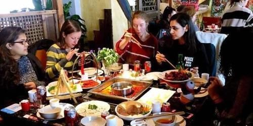 离不开|老外“忘不掉”的几种中国美食,到中国之后顿顿离不开,老外太美味了