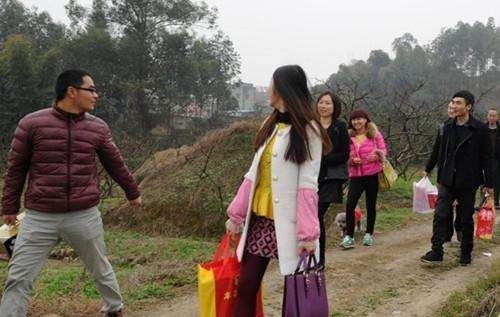 为啥|农村有“姑留侄”的习俗，为啥姑姑要给侄子送东西？看完明白了