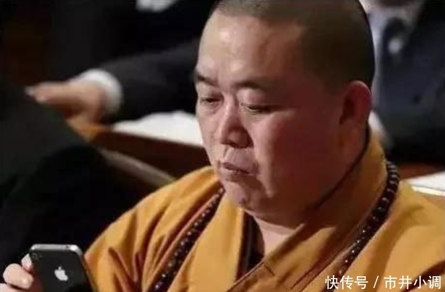  释永信|释永信才是文玩界最大“玩主”，全身上下几乎都挂满了极品佛珠