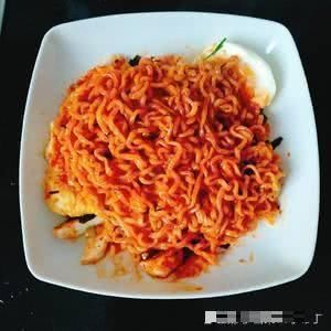 选择|如果你被困在荒岛上一年,只有这4种泡面,你选择哪个活下去