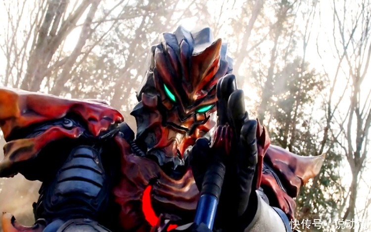 人间|泽塔奥特曼第18集:赛雷布洛换了新人间体,他为什么要感谢伽古拉?