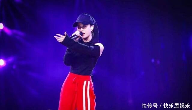 公主|她靠《好声音》走红,是那英战队得力学员,今被知名导演宠成公主