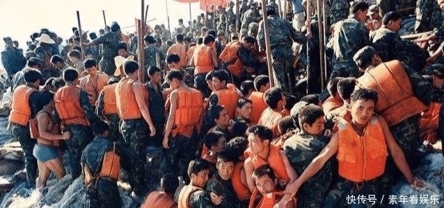  会被分配|如果部队的“军长”转业到地方，会是什么级别的公务员？涨知识了