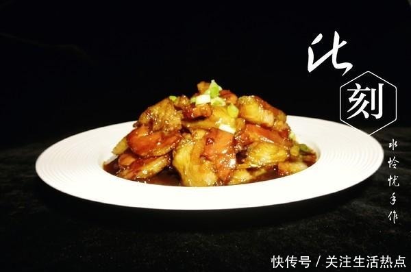 提前准备|过年常见的这道硬菜，提前准备好，吃的时候一热就行，越热越香！