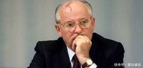 小时|大国之殇:叶利钦7小时终结苏联生命,戈尔巴乔夫5分钟提个人事