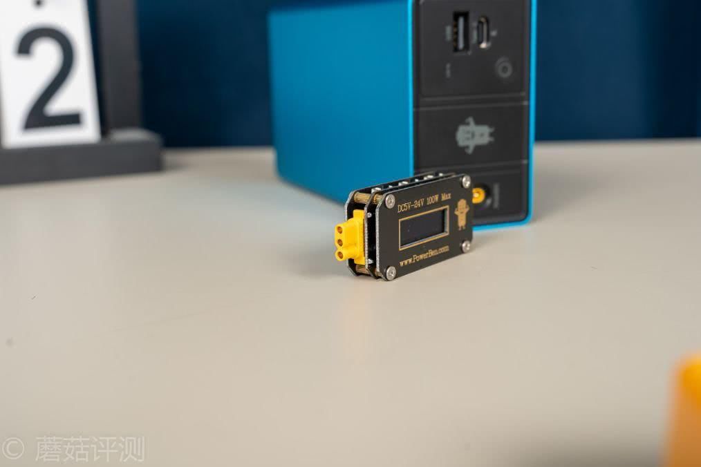  续航|高性能笔记本，也能享受长续航、PowerBen大功率移动电源评测