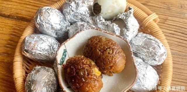  糯米蛋|糯米卷这样做 表皮酥脆里面软糯 比烧麦还好吃