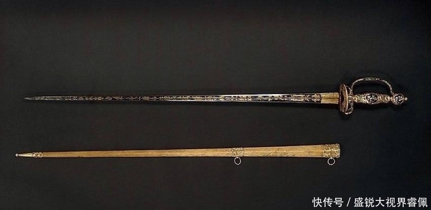 几件兵器|欧亚冷兵器大决斗: 中国猛将兵器在此, 那些轻量级兵器谁敢动?