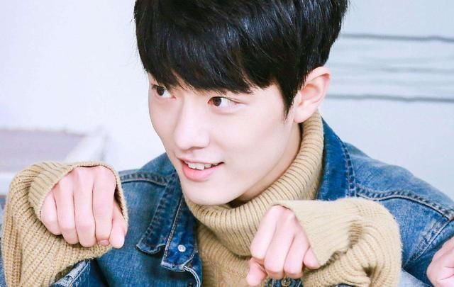 复出|复出成功?《青环2》收视下跌靠肖战博热度,某综艺开天价邀请他