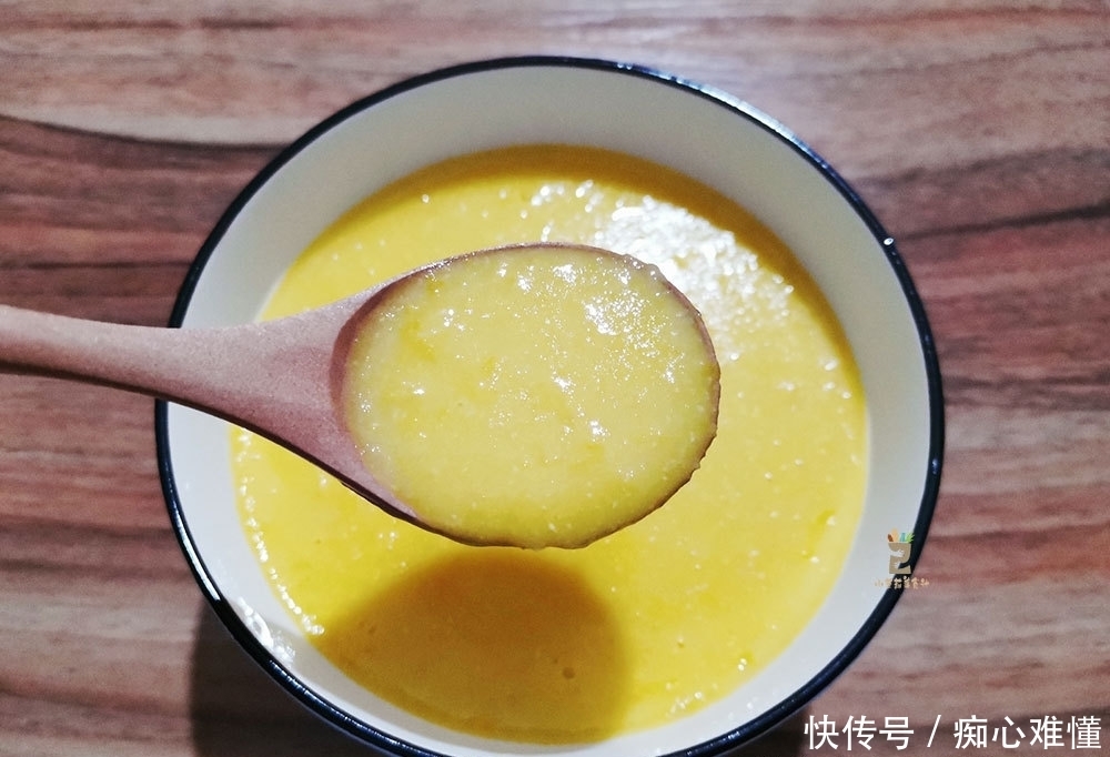 喜欢|做玉米汁时，只放水可不行，多加一样食材，玉米汁香浓好喝又营养
