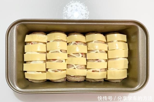 好吃|比甜面包好吃的双重芝士咸面包,一次发酵做法简单,芝士控快学!