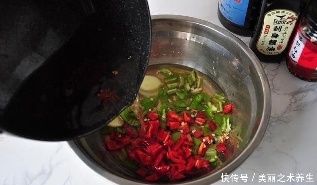 鲜活|三块钱一斤鲜活鸟贝，做成小麻辣小海鲜，麻辣鲜香，太下饭了！