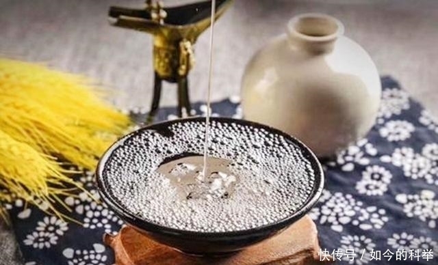 牌子|无论什么牌子的白酒,只要酒瓶上有“这行字”,全是酒精勾兑的