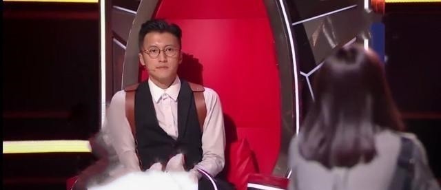 单依纯|所有人都在关注单依纯,却没看到李荣浩战队有个“隐藏的高手”