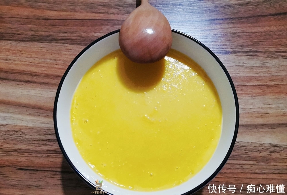 喜欢|做玉米汁时，只放水可不行，多加一样食材，玉米汁香浓好喝又营养