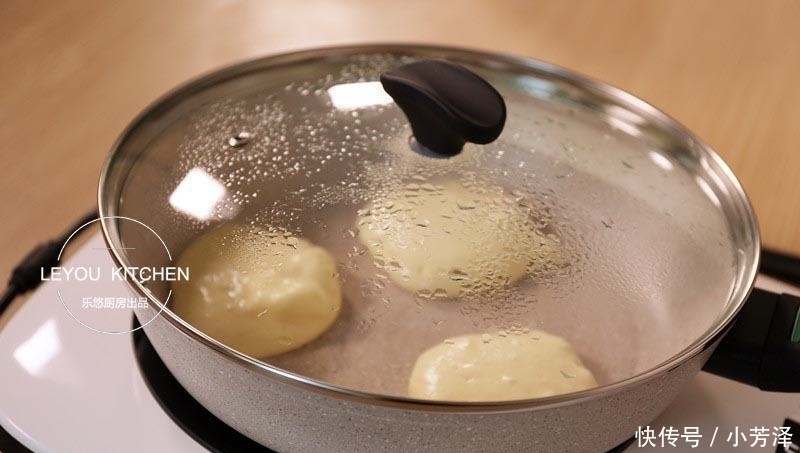 松软|比蛋糕给还松软的早餐饼, 不用和面, 孩子咬一口就喜欢