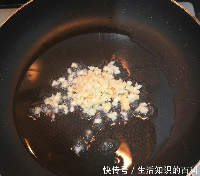 超级|蒜香丝瓜，蒜香味十足，超级下饭，太好吃了