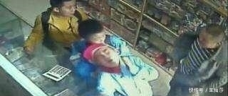 超市|4岁孩子逛超市拿零食忘付钱,超市要求十倍付款,宝妈做法获称赞