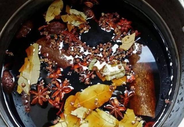  夏日|无论是夏日炎炎，還是略微凉飕飕的初春，这道麻辣鸭脖一定要学好