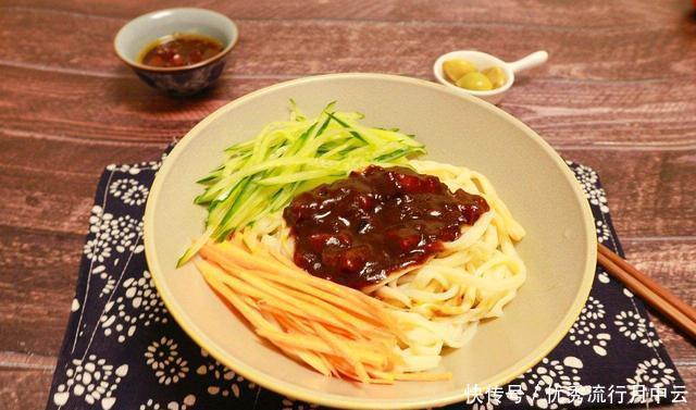 炸酱|中国最好吃的7碗面,北方3碗,南方3碗,外加1碗,你家乡有吗