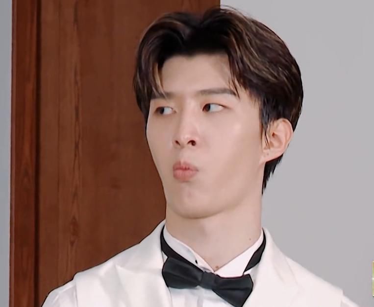 看不下去|范丞丞偶像包袱重看他“对付”张艺凡的招式,导演看不下去