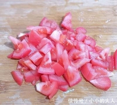  番茄|卷心菜番茄全麦鱼面