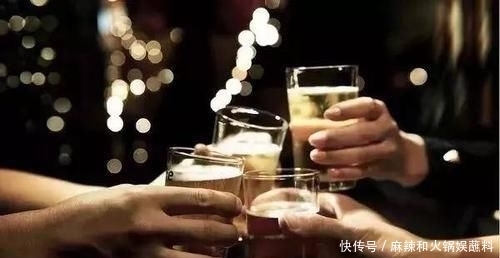 睡觉时|肝癌多是“拖”出来的,睡觉时有3种表现,可能肝病已经不轻了!